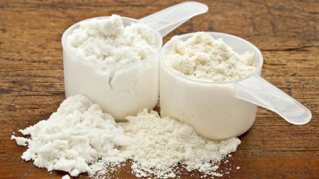 Ile białka po treningu? Kluczowe informacje dla szybkiej regeneracji Ile białka po treningu? Kluczowe informacje dla szybkiej regeneracji